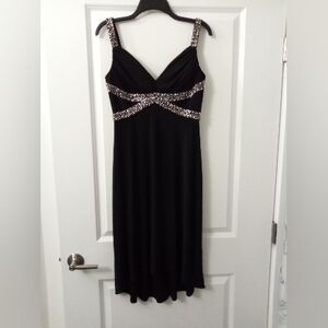 Black Sleeveless Formal  Dress with Sparkling Silver Details Size 10 By Cachet